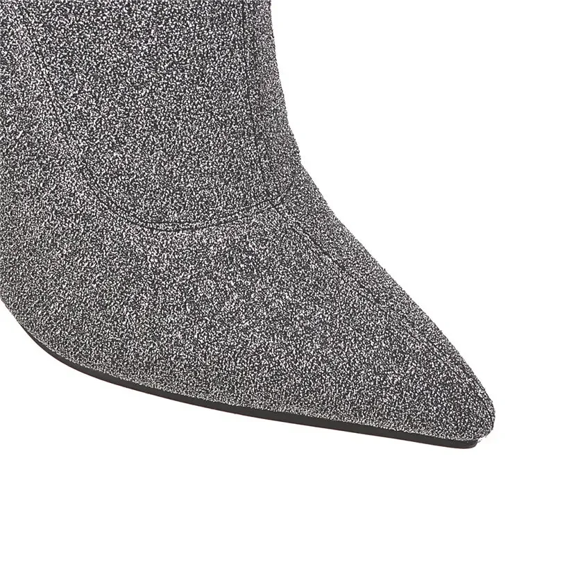 Plus ขนาดยืดเสือดาวกว่าเข่ารอง - No Show Sock Women บทวิจารณ์และราคา